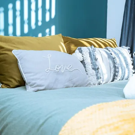 3bedrooms Stylish With Free Parking & Hot Tub Διαμέρισμα