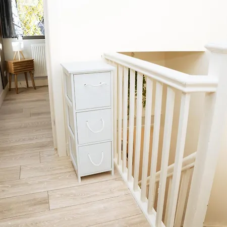 3bedrooms Stylish With Free Parking & Hot Tub Лідс