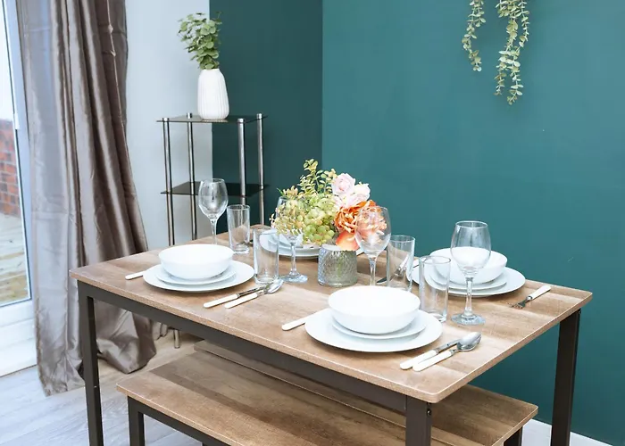 Apartment 3bedrooms Stylish With Free Parking & Hot Tub Leeds (West Yorkshire)