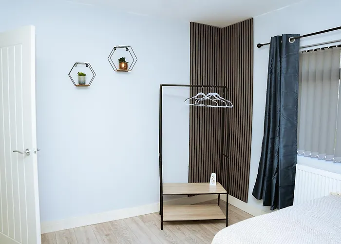 3bedrooms Stylish With Free Parking & Hot Tub *