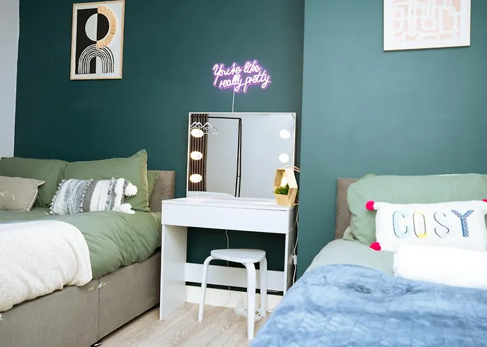 3bedrooms Stylish With Free Parking & Hot Tub Διαμέρισμα Λιντς