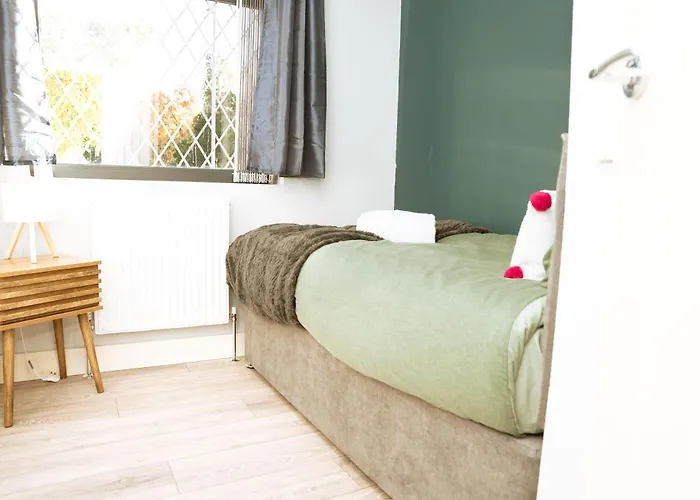 3bedrooms Stylish With Free Parking & Hot Tub Διαμέρισμα