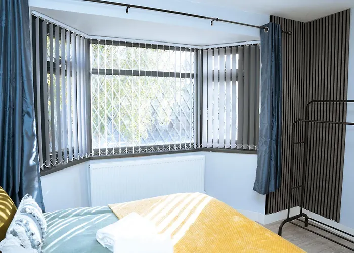 דירה 3bedrooms Stylish With Free Parking & Hot Tub