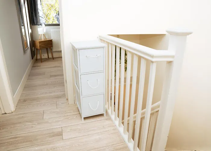 3bedrooms Stylish With Free Parking & Hot Tub לידס